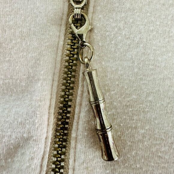 Lilly Pulitzer cream colored, Skipper Popover with lace detail. - Picture 5 of 8